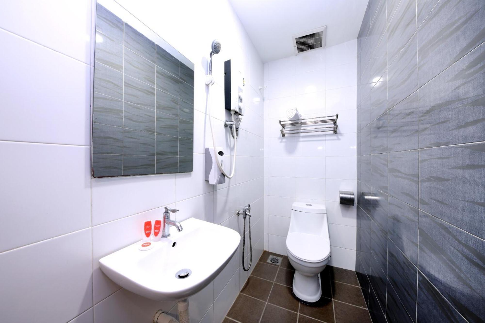 Super Oyo 1184 Ho Hotel Malacca Екстериор снимка